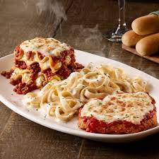 Olive Garden Italian Kitchen signature dishes Tour of ItalyFettuccine AlfredoChicken Parmigiana